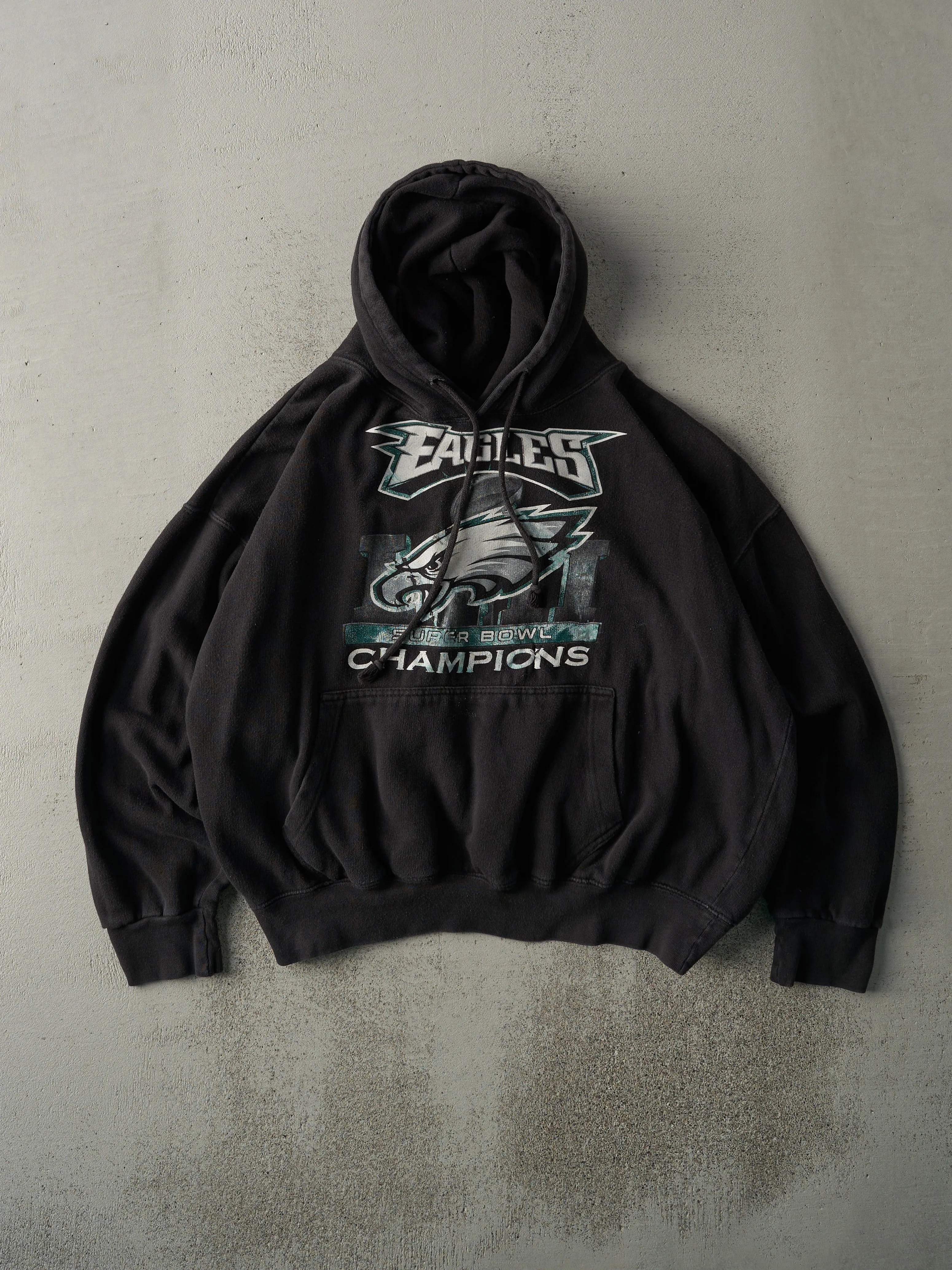 18' Black Super Bowl Champions Philadelphia Eagles Boxy Hoodie (M)