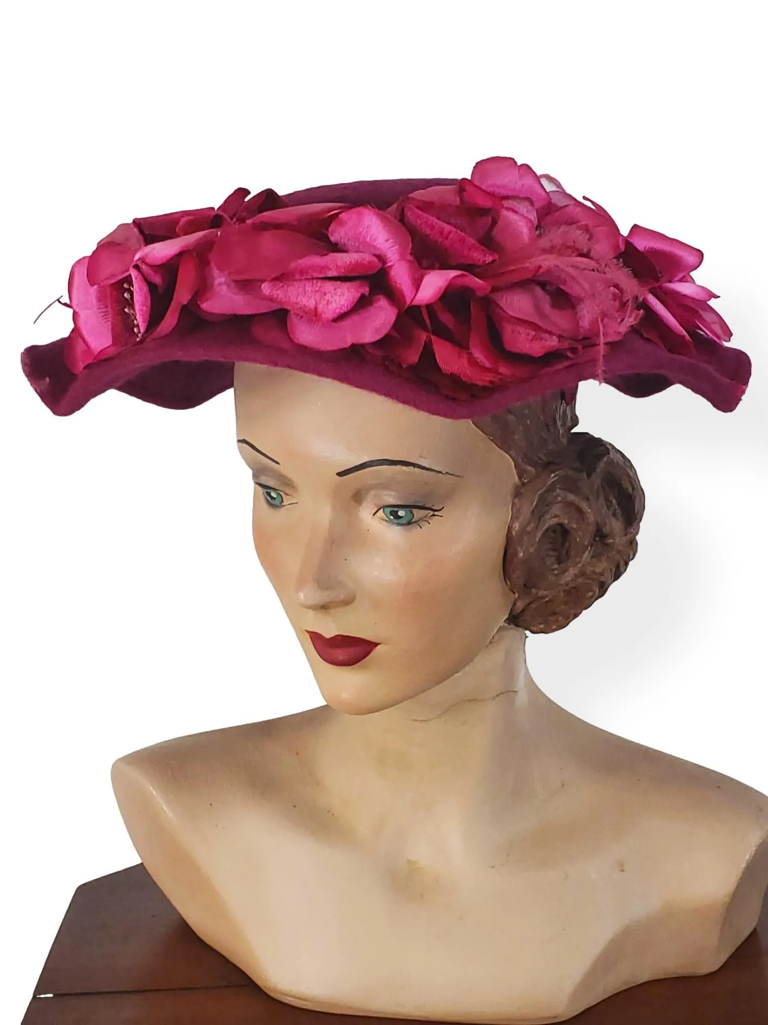 40s/50s Wide Brim Platter Hat in Deep Fuchsia Fur Felt