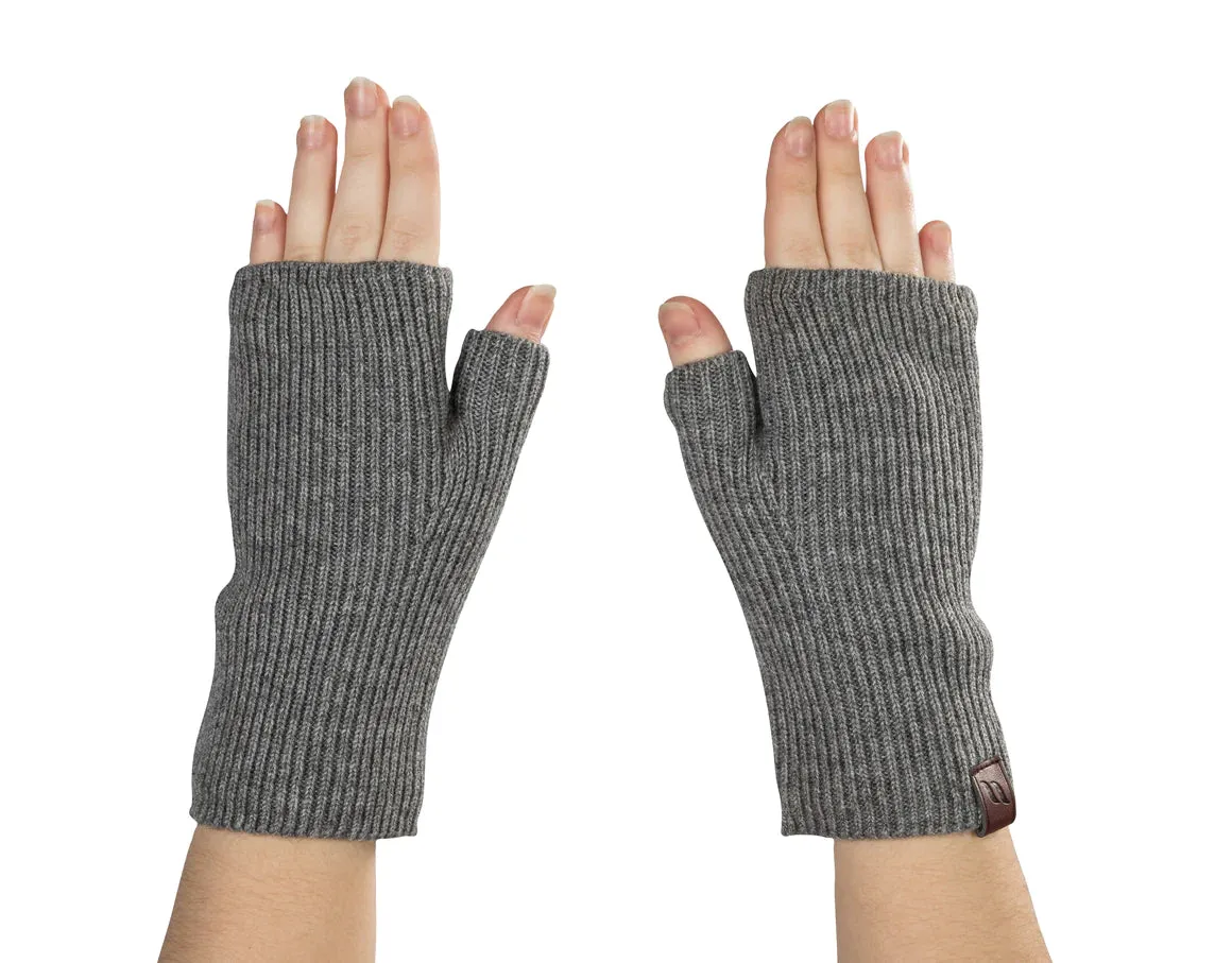 BACK ON TRACK ASH KNITTED WRIST GAITERS - GREY