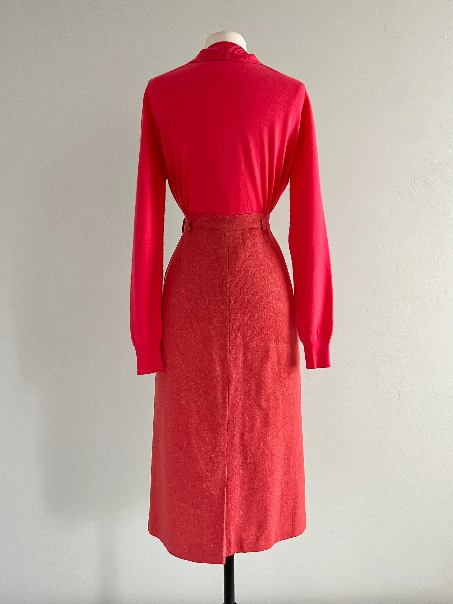 Beautiful 1950's Salmon Pink Wool Pencil Skirt / Sz S