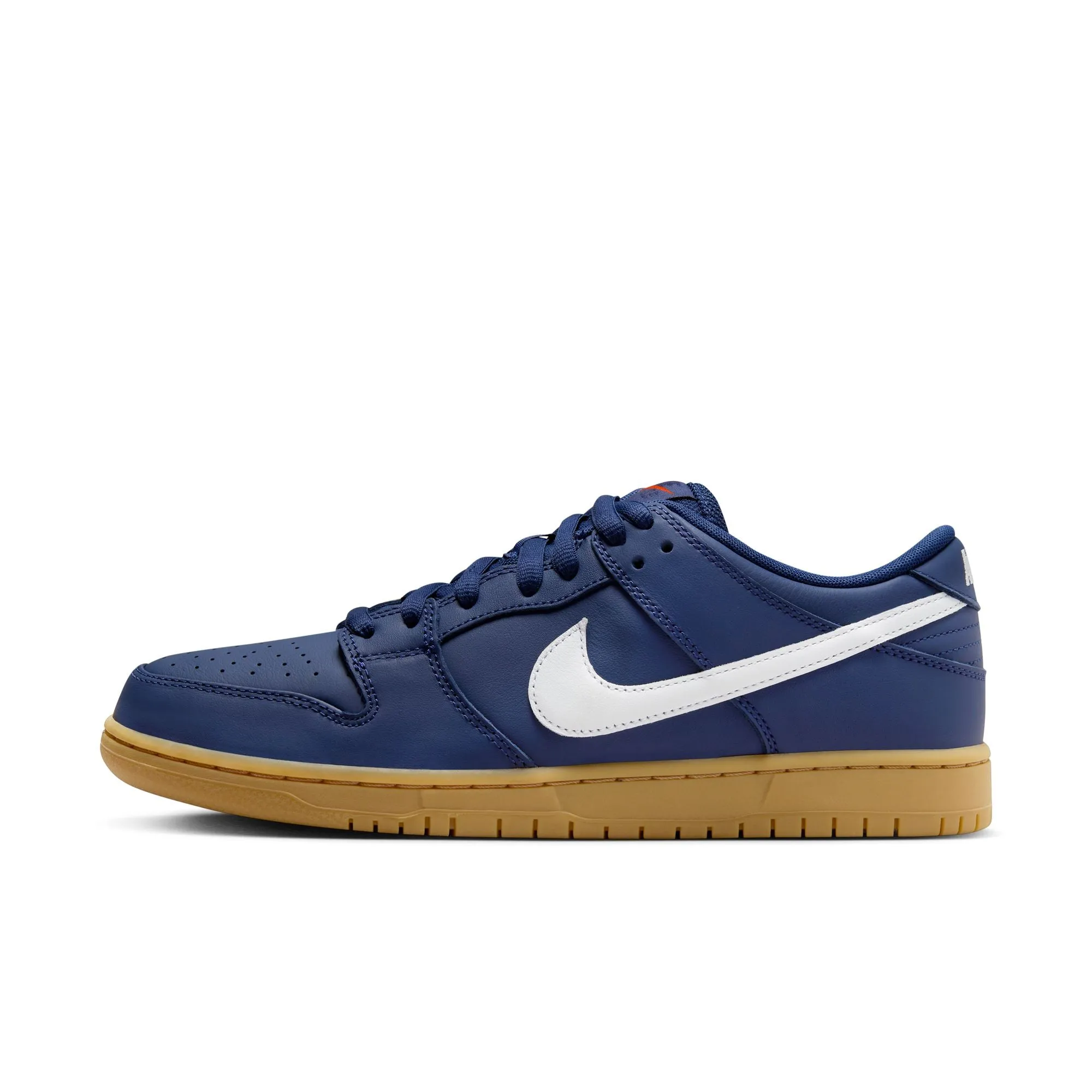 DUNK LOW PRO NAVY / WHITE / GUM LIGHT BROWN